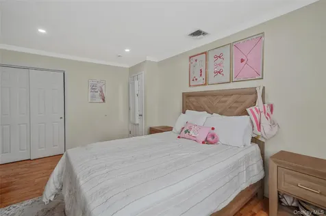 12 Edwin Street Bay Shore NY 11706