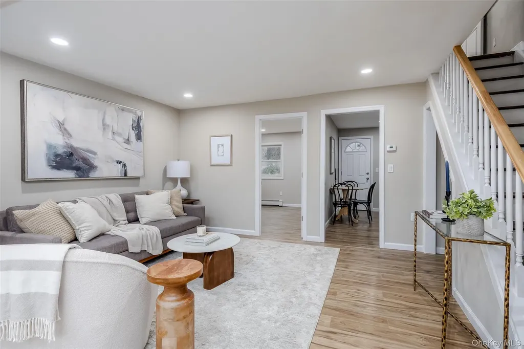 60 Cedarhurst Avenue Selden NY 11784
