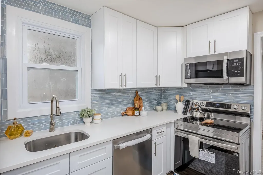 60 Cedarhurst Avenue Selden NY 11784