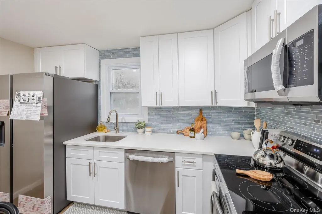 60 Cedarhurst Avenue Selden NY 11784