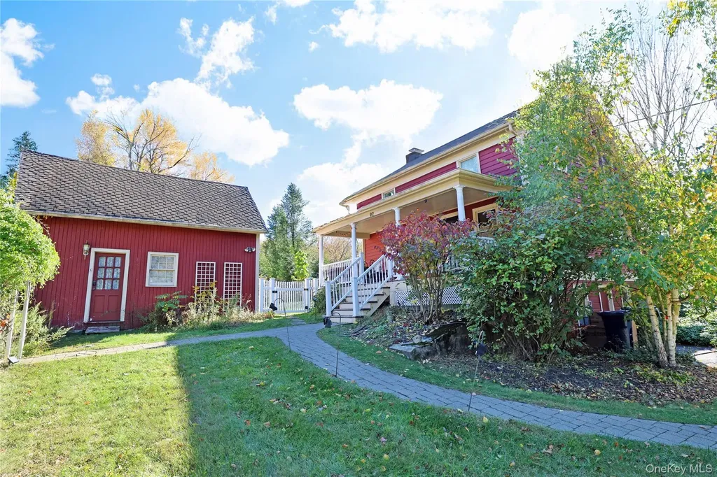92 Hughson Road Carmel NY 10512