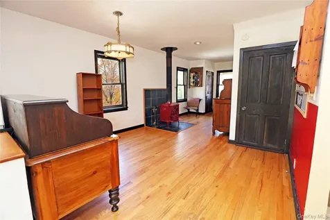 92 Hughson Road Carmel NY 10512