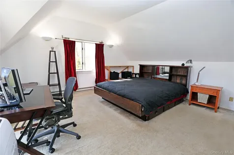 92 Hughson Road Carmel NY 10512