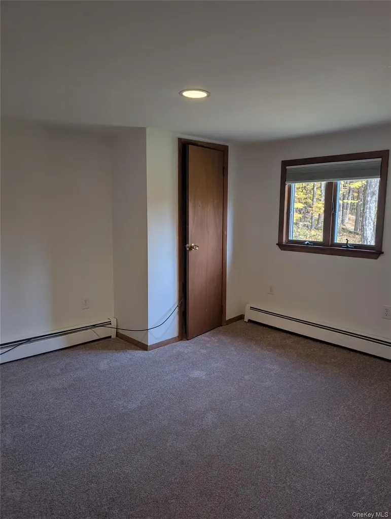 84 Foster Road Middletown NY 10941