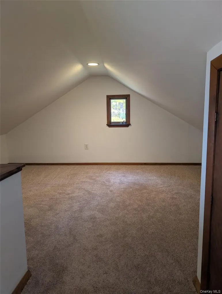 84 Foster Road Middletown NY 10941
