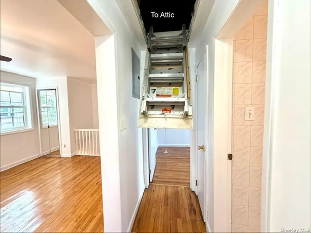 65-26B 223 Place Bayside NY 11364