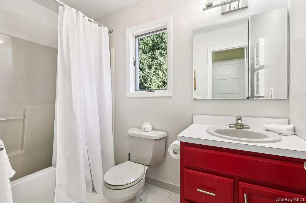 41 Village Gate Way Nyack NY 10960