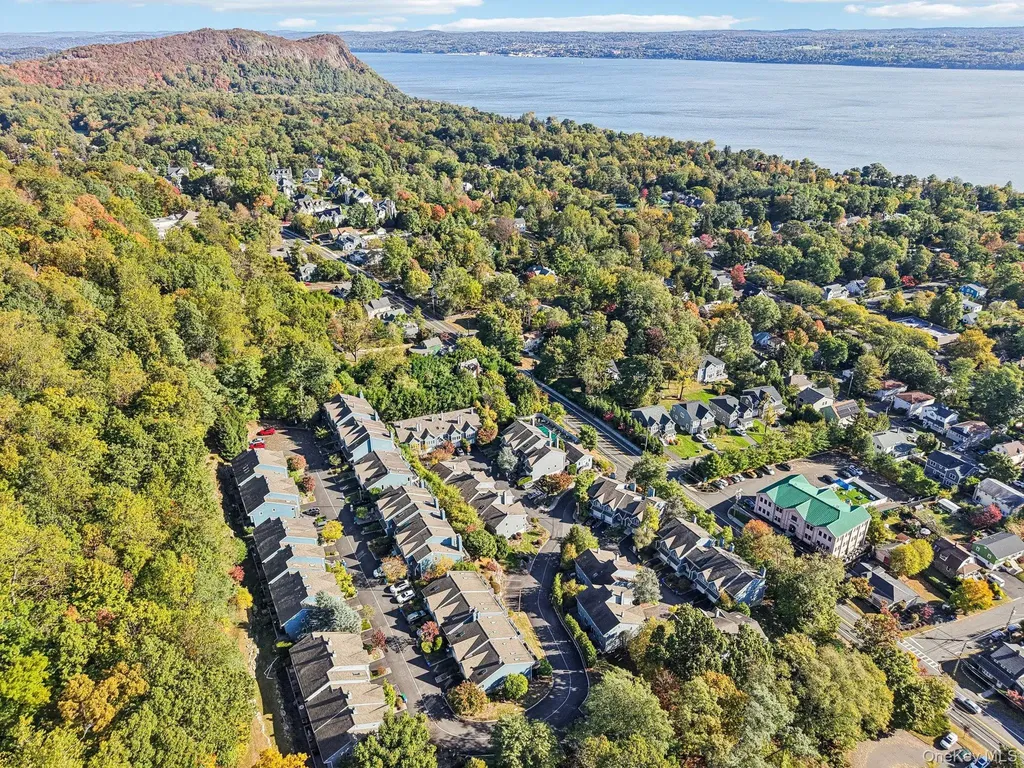 41 Village Gate Way Nyack NY 10960