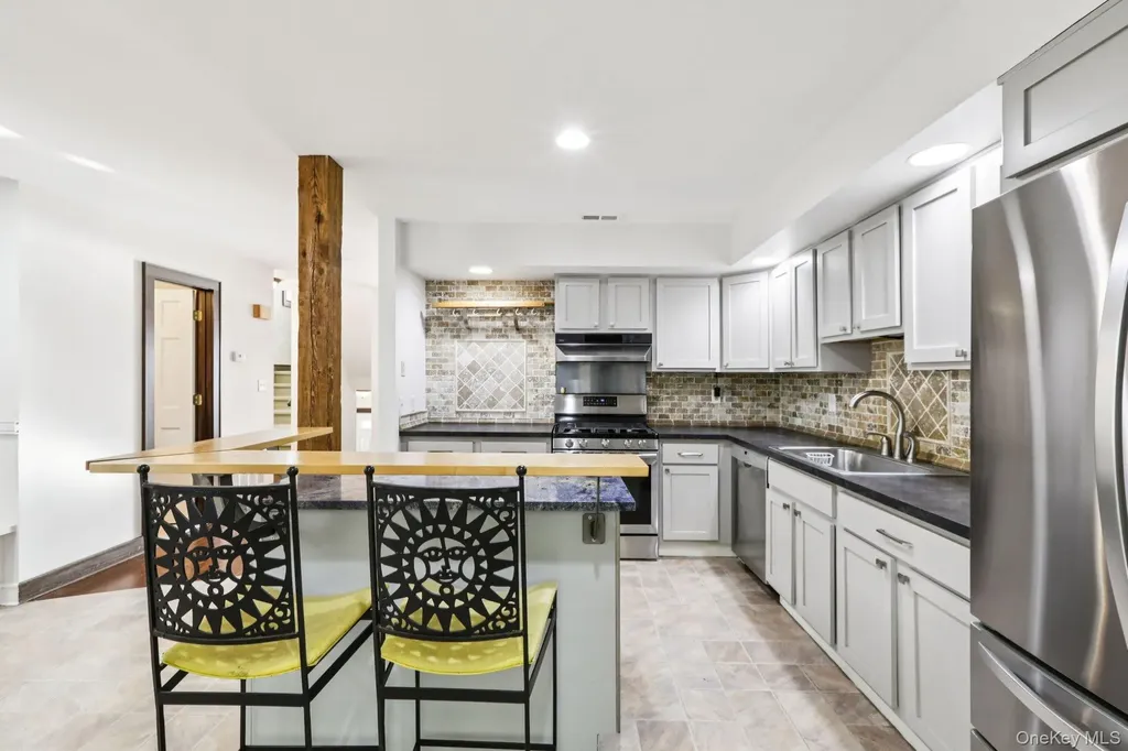 41 Village Gate Way Nyack NY 10960