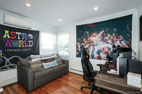 132 Bethel Road Albertson NY 11507