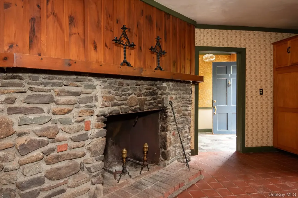32 Mountain Camp Road Cairo NY 12413