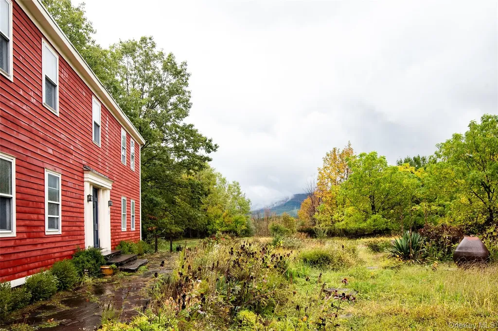 32 Mountain Camp Road Cairo NY 12413