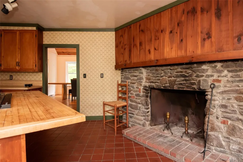 32 Mountain Camp Road Cairo NY 12413
