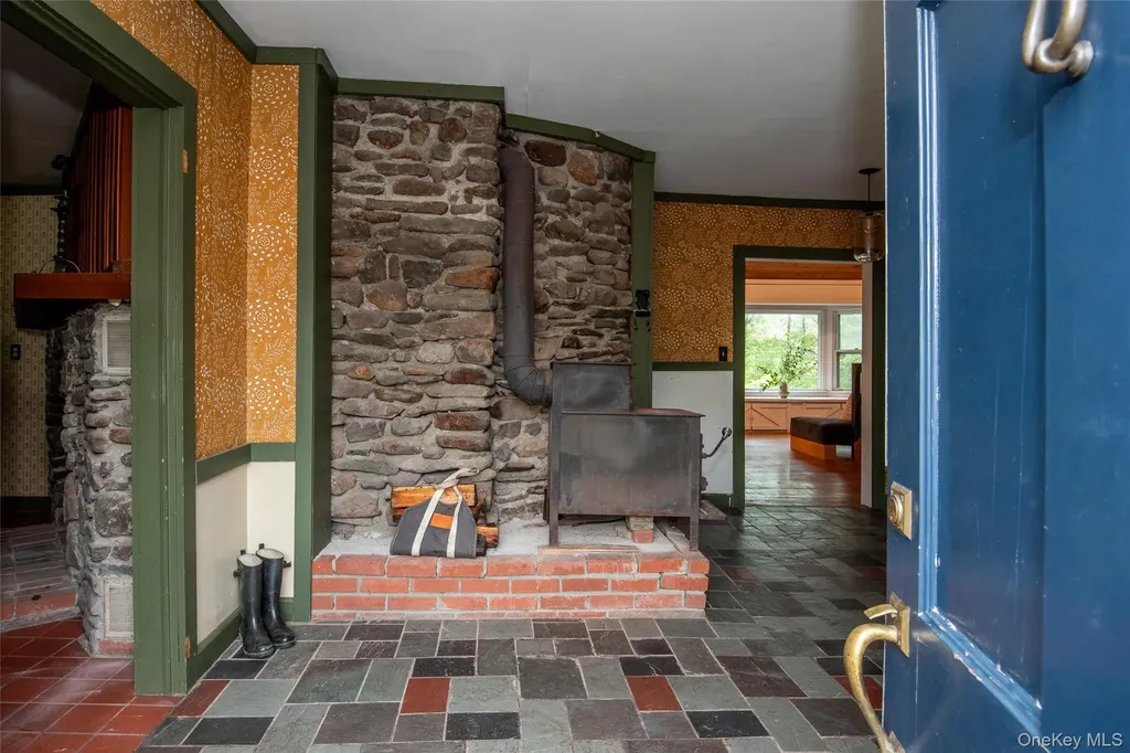 32 Mountain Camp Road Cairo NY 12413