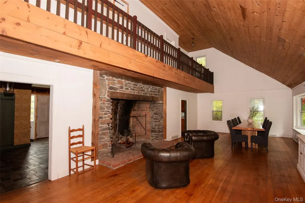 32 Mountain Camp Road Cairo NY 12413