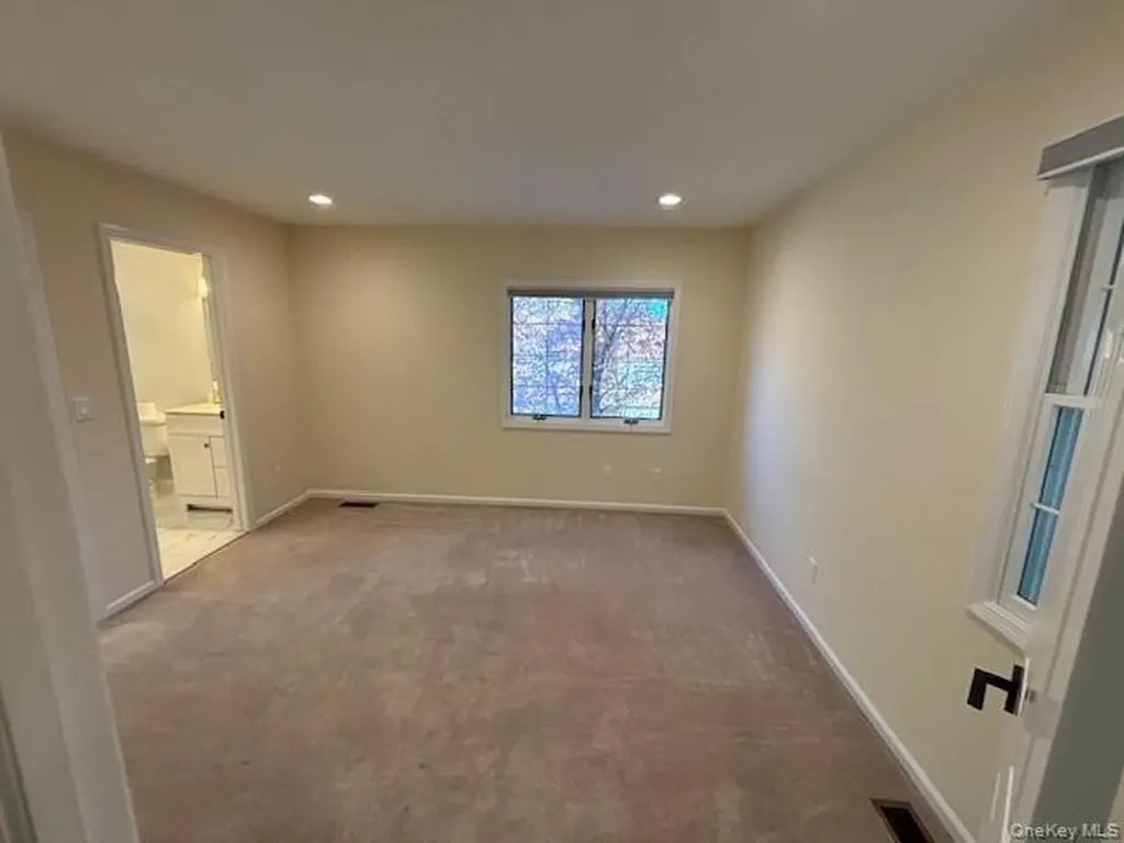 2503 Canterbury Way Mount Kisco NY 10549