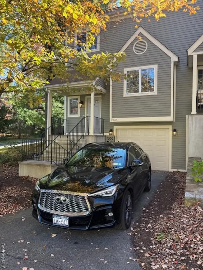 2503 Canterbury Way Mount Kisco NY 10549