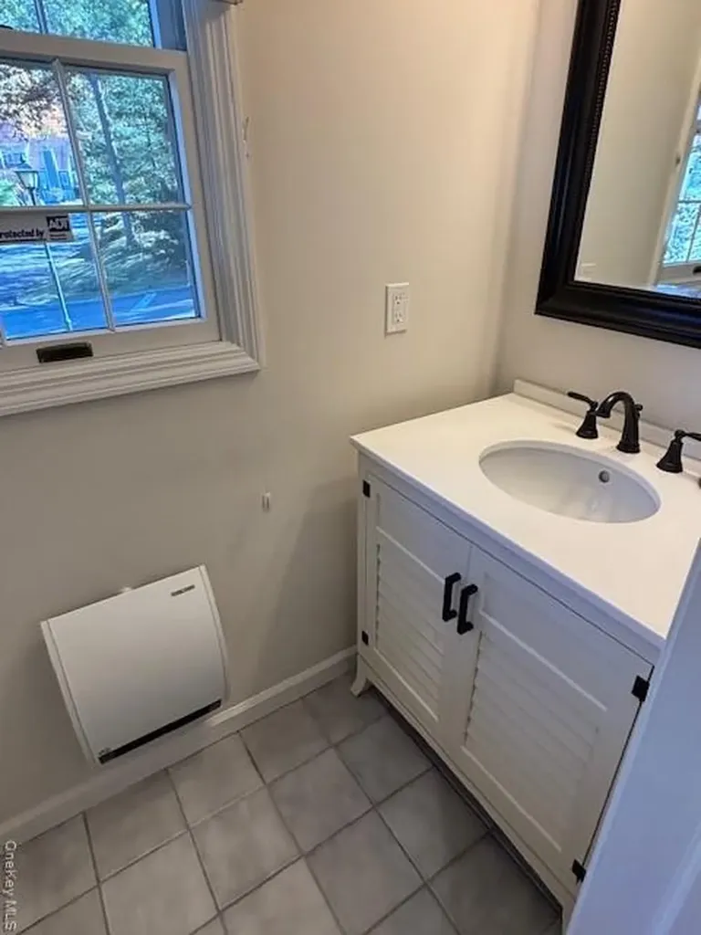 2503 Canterbury Way Mount Kisco NY 10549