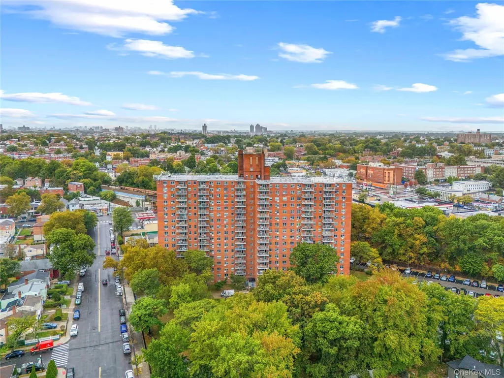 3410 De Reimer Avenue Bronx NY 10475