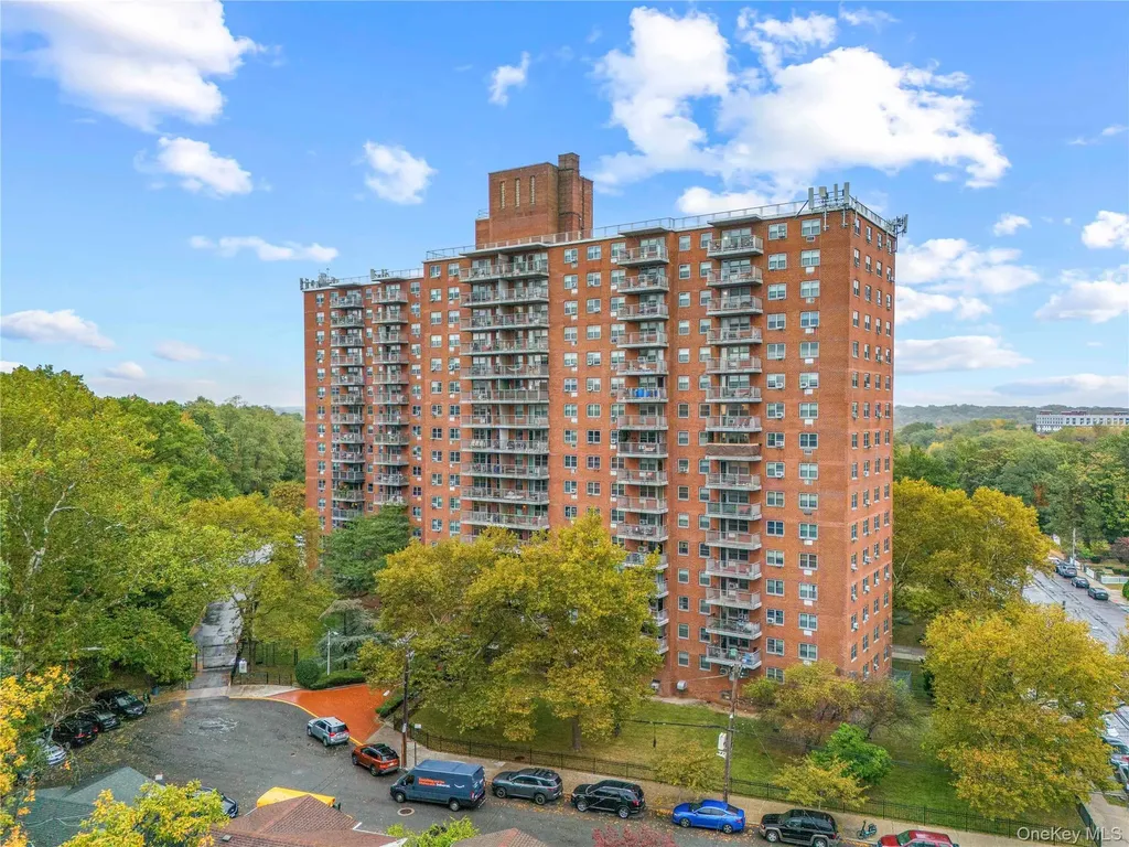 3410 De Reimer Avenue Bronx NY 10475
