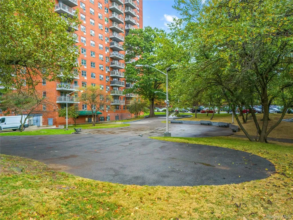 3410 De Reimer Avenue Bronx NY 10475