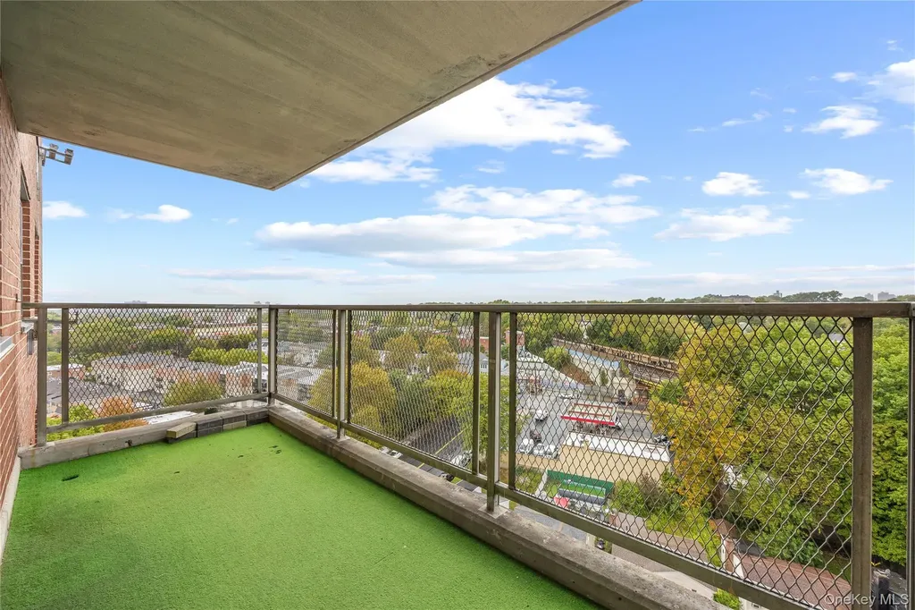 3410 De Reimer Avenue Bronx NY 10475