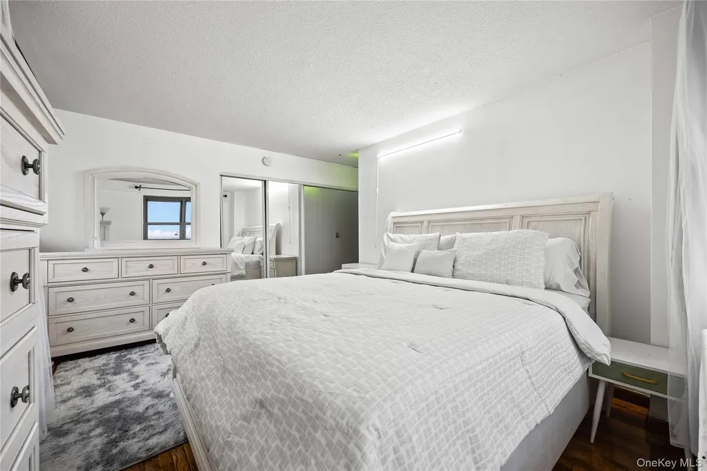 3410 De Reimer Avenue Bronx NY 10475