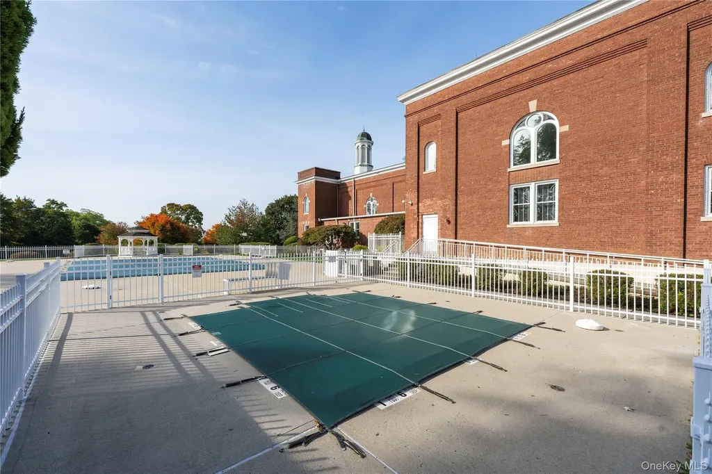 5704 Manor Drive Peekskill NY 10566