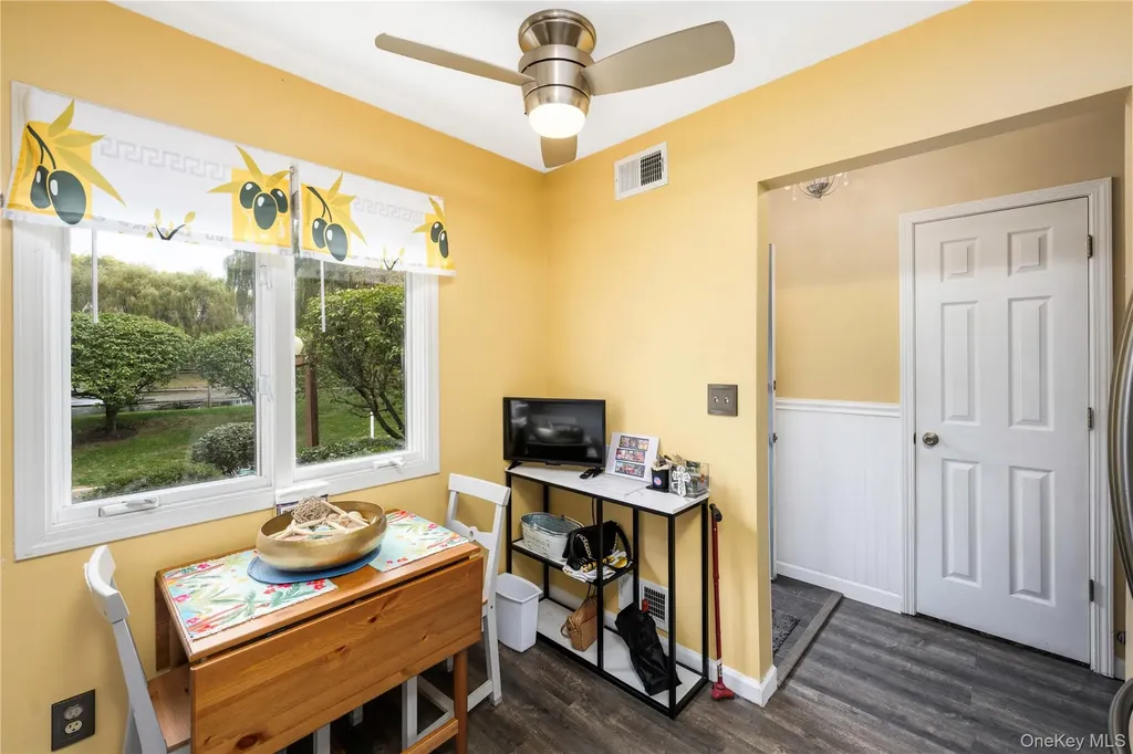 5704 Manor Drive Peekskill NY 10566