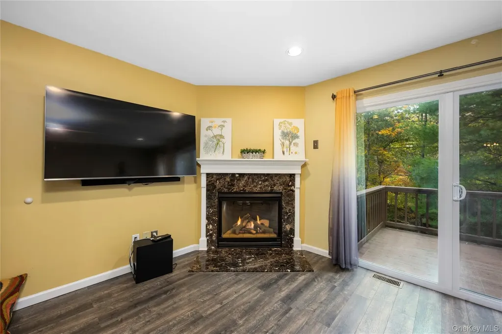 5704 Manor Drive Peekskill NY 10566