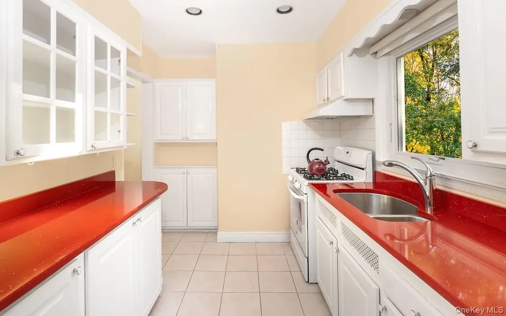 77 Washington Avenue Dobbs Ferry NY 10522