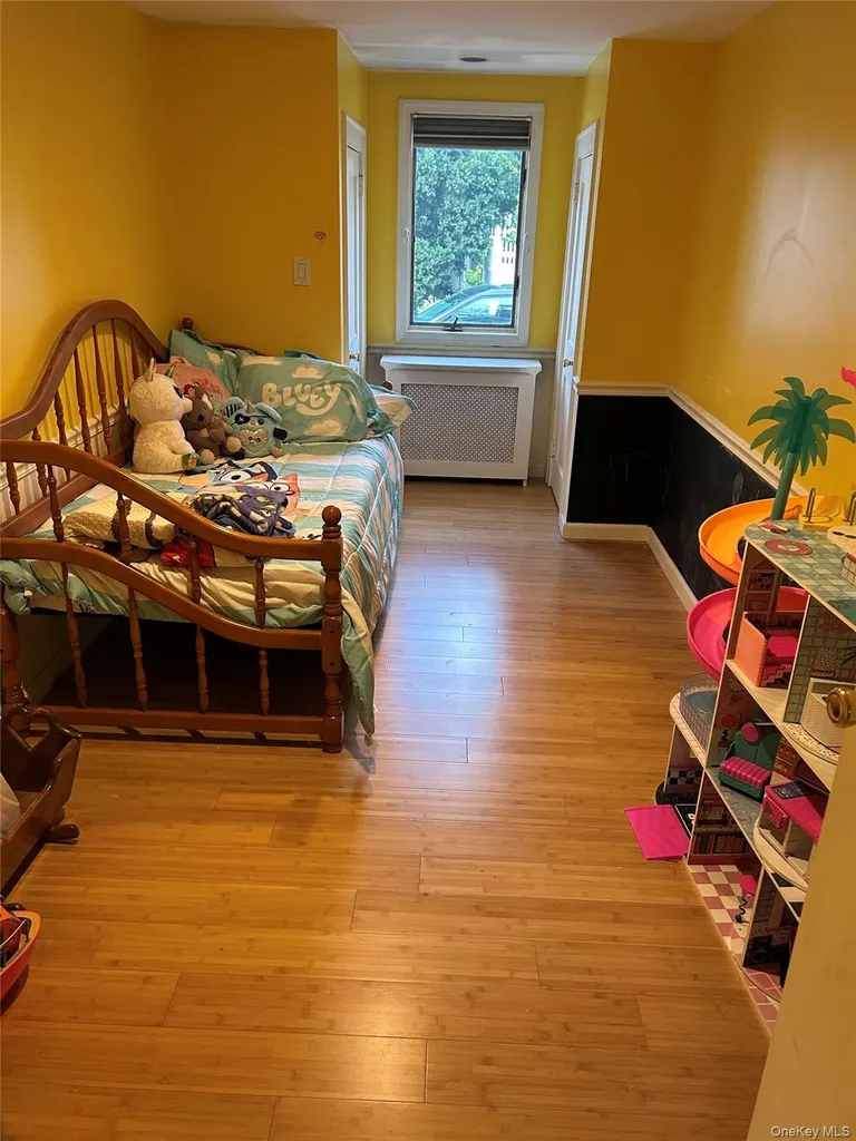 20 E Shore Drive Patchogue NY 11772