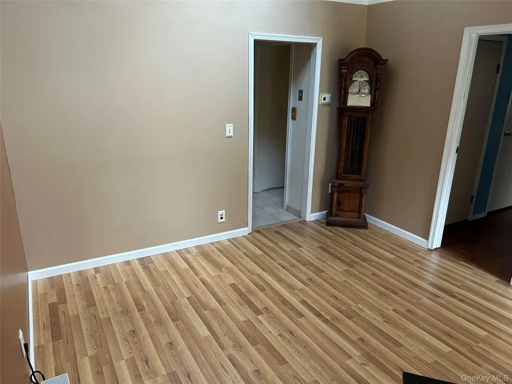 20 E Shore Drive Patchogue NY 11772