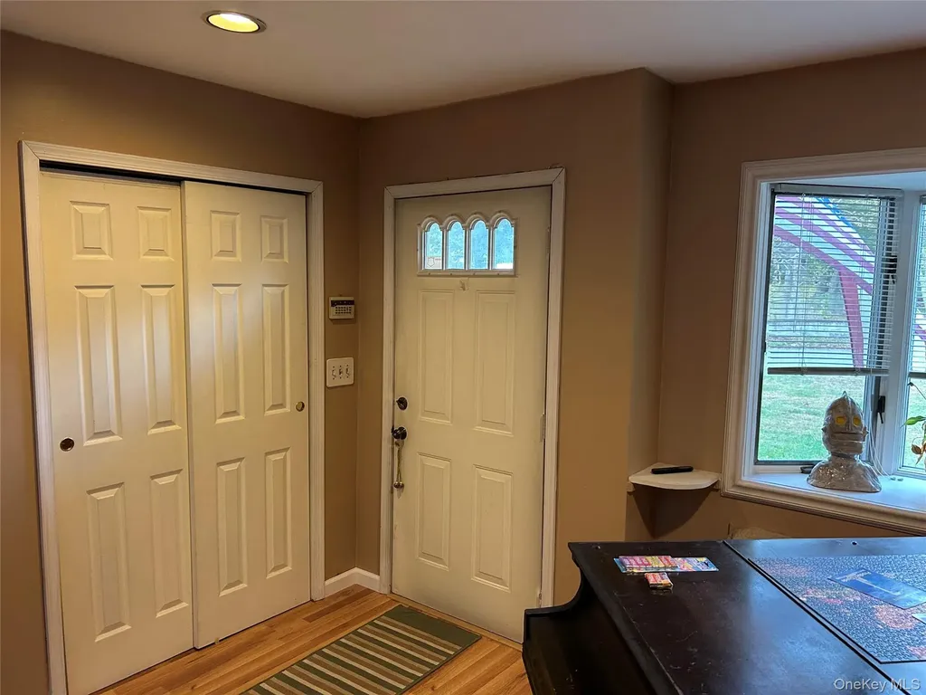 20 E Shore Drive Patchogue NY 11772