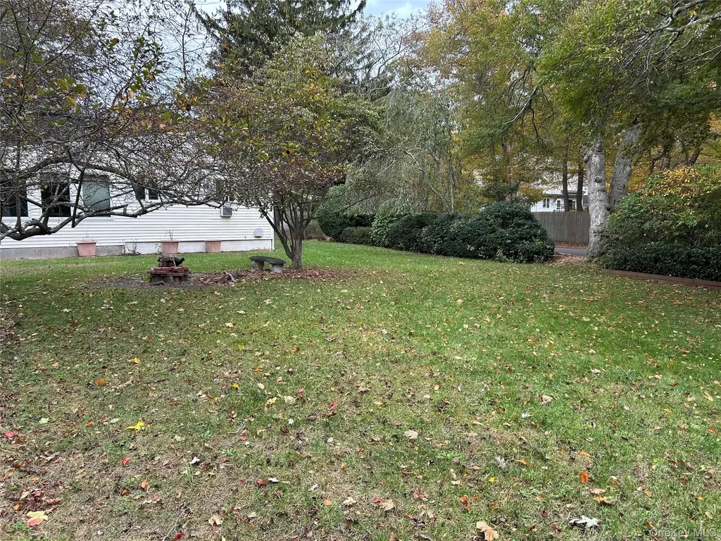 20 E Shore Drive Patchogue NY 11772