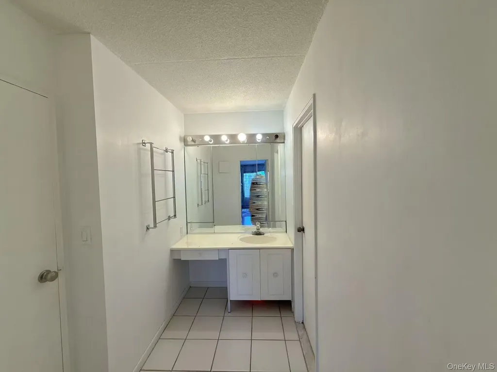 100 High Point Drive Hartsdale NY 10530