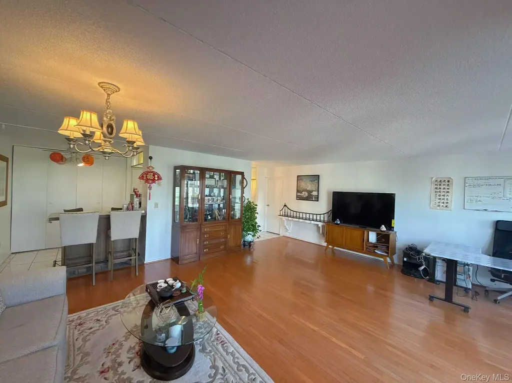 100 High Point Drive Hartsdale NY 10530