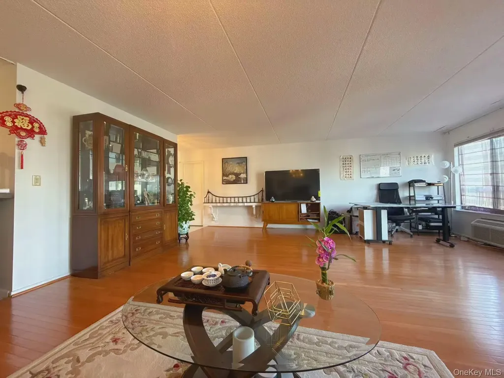 100 High Point Drive Hartsdale NY 10530