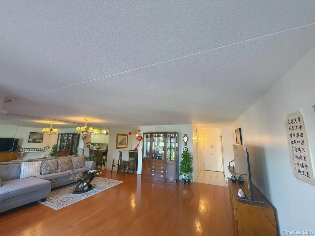 100 High Point Drive Hartsdale NY 10530