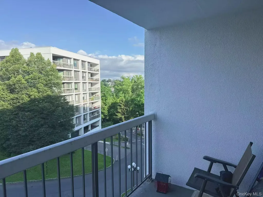 100 High Point Drive Hartsdale NY 10530