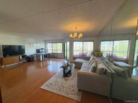 100 High Point Drive Hartsdale NY 10530