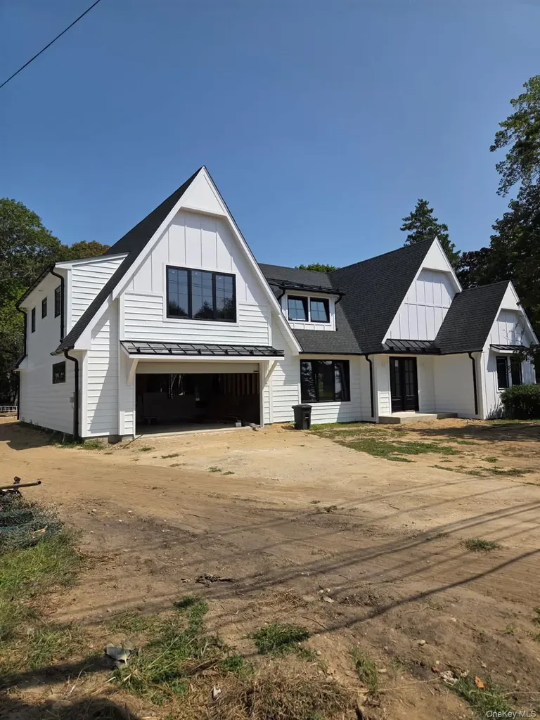 1515 Lincoln Avenue Bohemia NY 11716