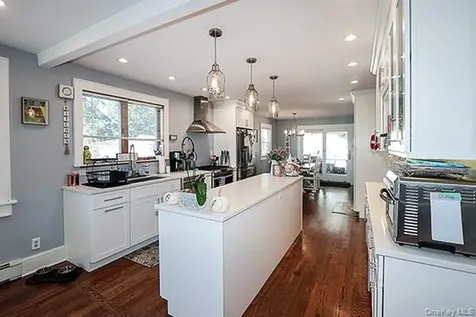 22 Davenport Place Bellmore NY 11710