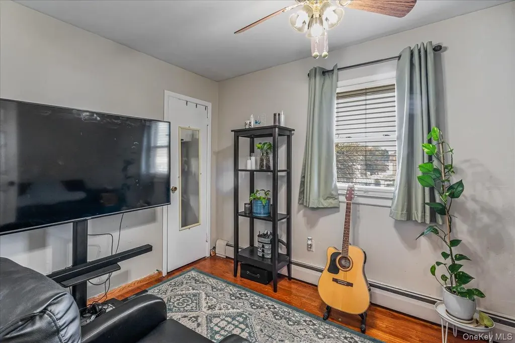 95 Colonial Drive Massapequa NY 11758