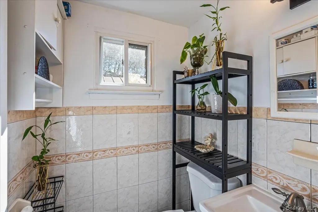 95 Colonial Drive Massapequa NY 11758