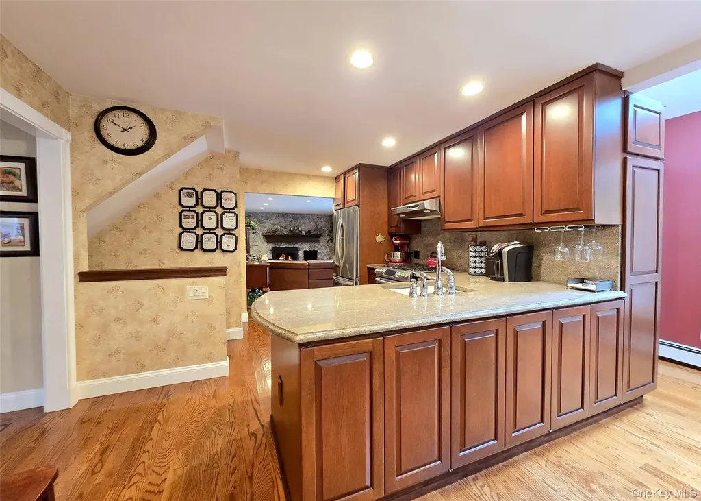7 Royal Oaks Drive Centereach NY 11720