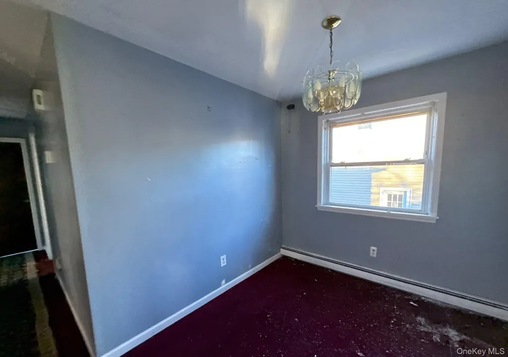 11 Mount Avenue Freeport NY 11520