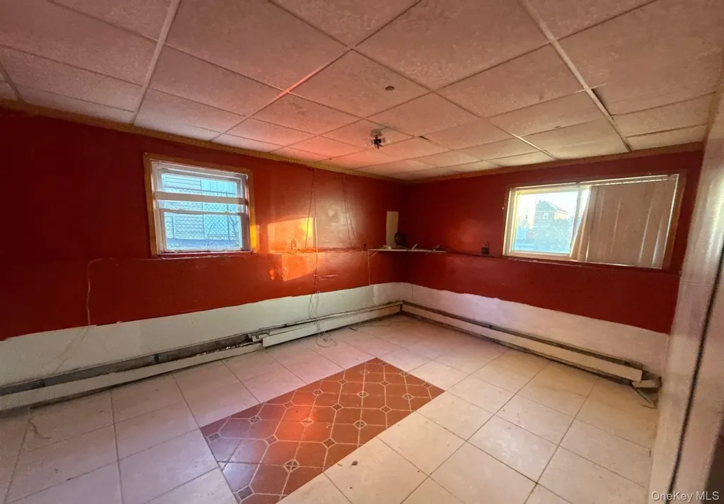 11 Mount Avenue Freeport NY 11520