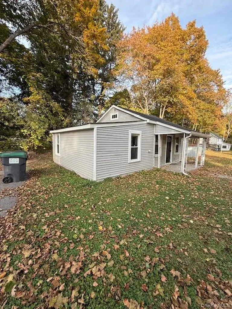1 Gillespie Drive Newburgh NY 12550