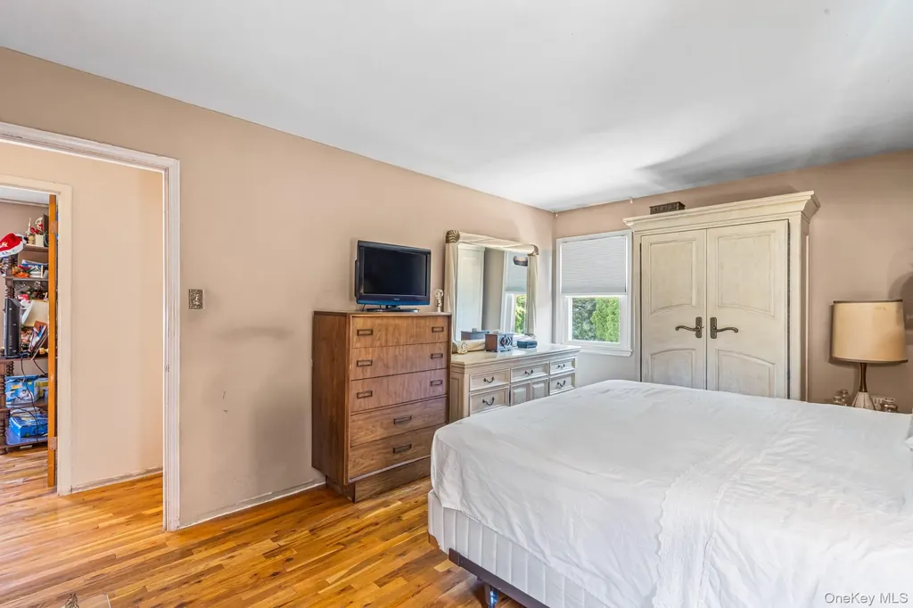 14-07 158th Street Beechhurst NY 11357